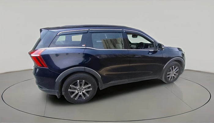 2023 Mahindra XUV700 AX 7 LUXURY D AT 7 STR, Diesel, Automatic, 54,676 km, exterior