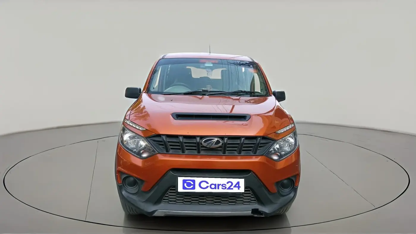 2016 Mahindra NUVOSPORT N4 PLUS, Diesel, Manual, 73,386 km, exterior