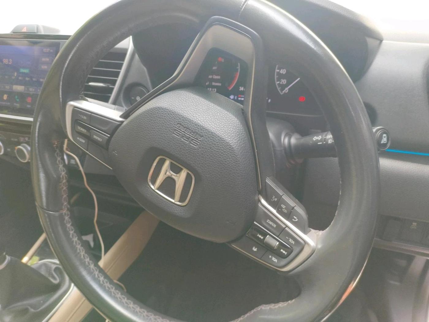 2022 Honda City 1.5L I-VTEC ZX, Petrol, Manual, 57,319 km, interior