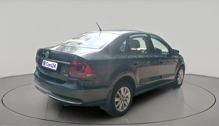 2016 Volkswagen Vento HIGHLINE PETROL AT, Petrol, Automatic, 92,710 km, exterior