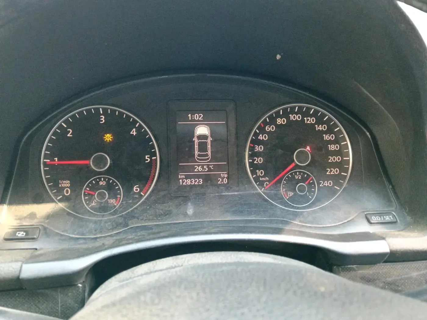 2010 Volkswagen Jetta COMFORTLINE 2.0L TDI, Diesel, Manual, 1,28,323 km, interior