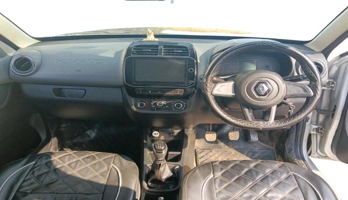 2021 Renault Kwid RXT 1.0 (O), Petrol, Manual, 1,54,609 km, interior