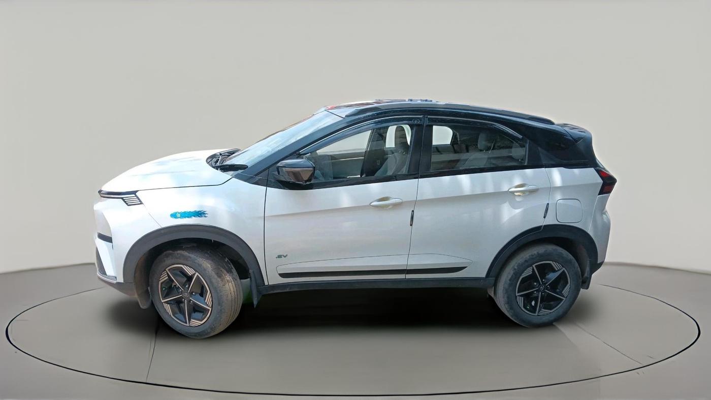 2024 Tata NEXON EV EMPOWERED LONG RANGE, Electric, Automatic, 52,907 km, exterior