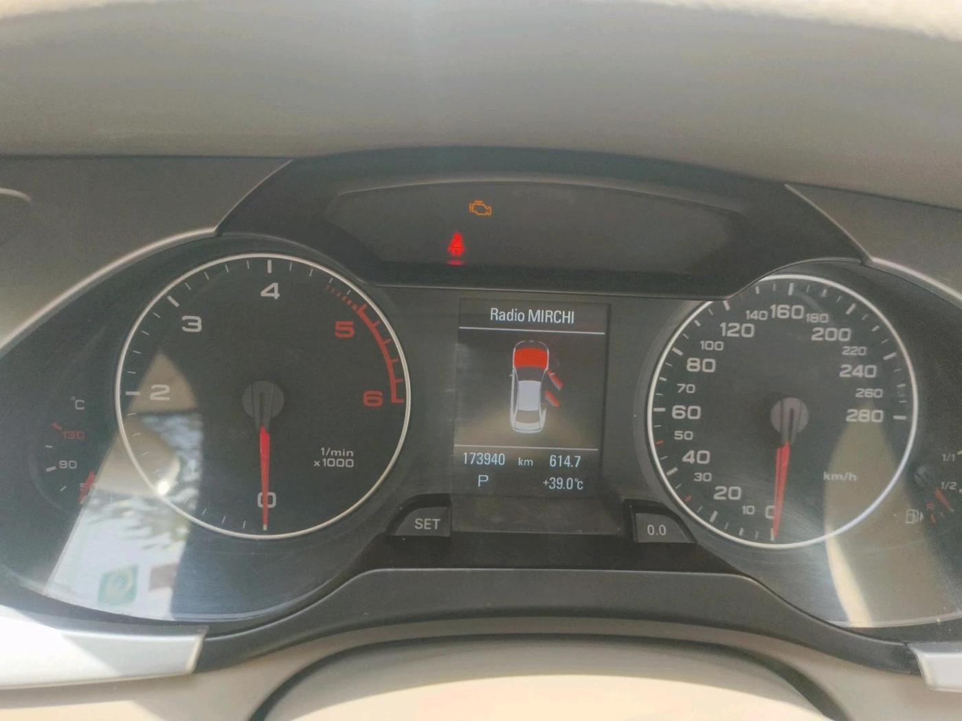 2011 Audi A4 2.0 TDI, Diesel, Automatic, 1,73,940 km, interior