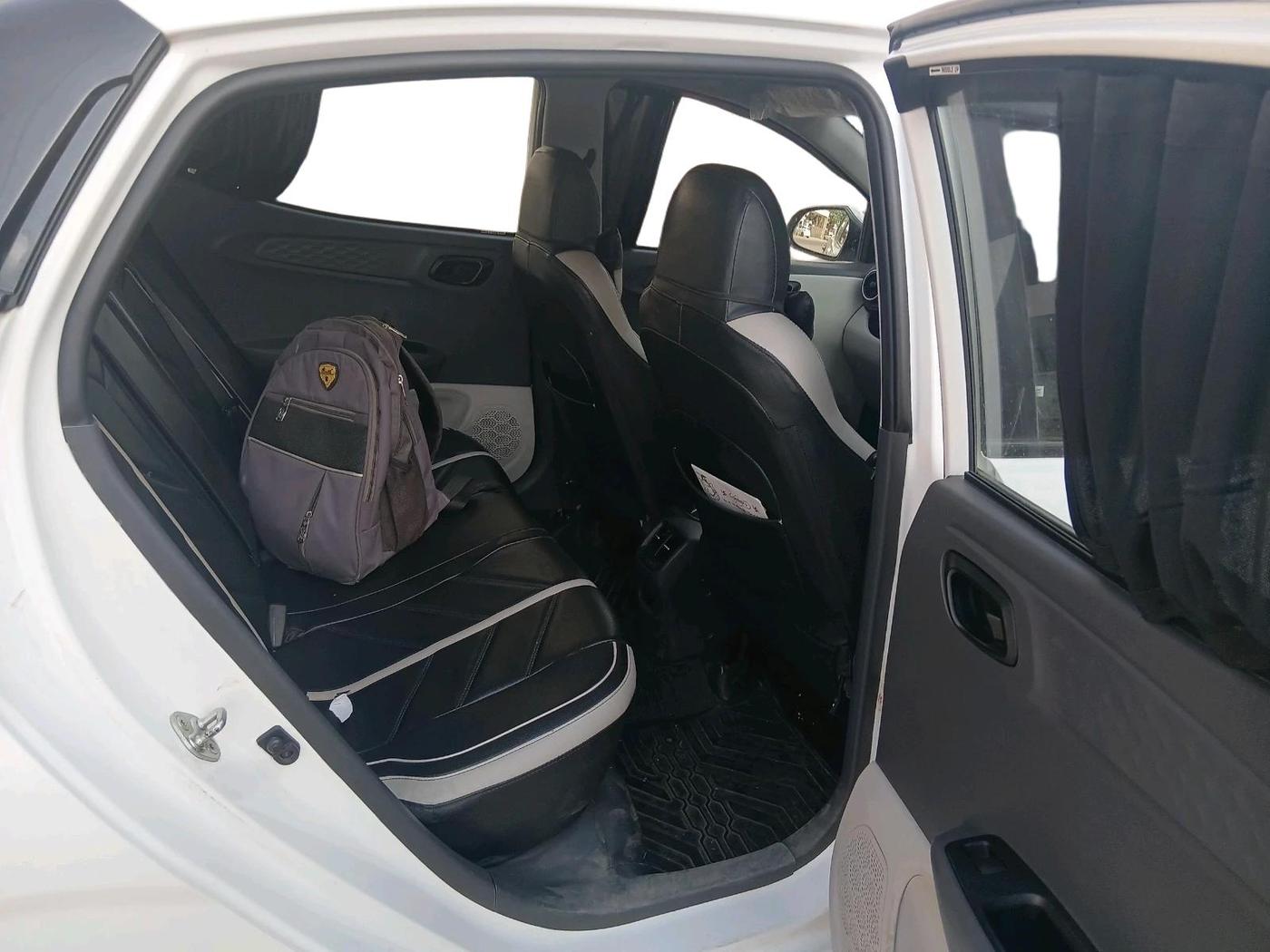 2021 Hyundai AURA S 1.2 CNG, CNG, Manual, 1,19,818 km, interior