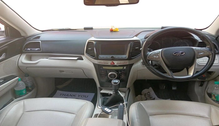 2020 Mahindra XUV300 W8 (O) 1.5 DIESEL, Diesel, Manual, 1,34,420 km, interior