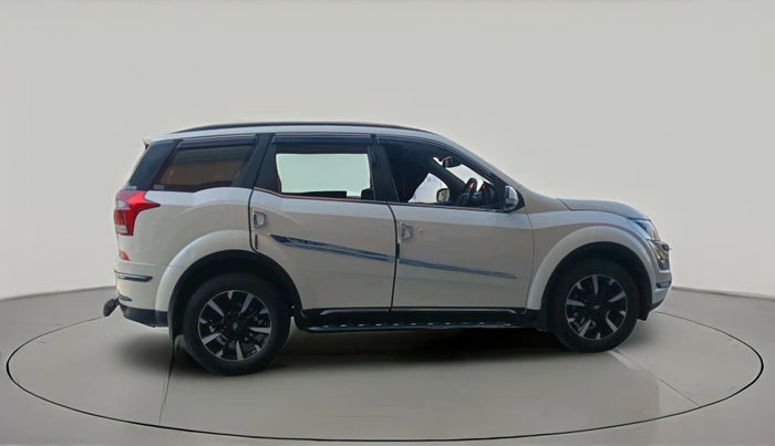 2019 Mahindra XUV500 W11 AT, Diesel, Automatic, 91,225 km, exterior