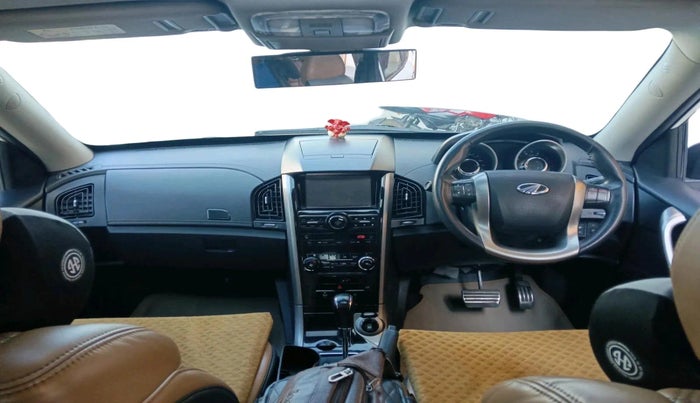2019 Mahindra XUV500 W11 AT, Diesel, Automatic, 91,225 km, interior