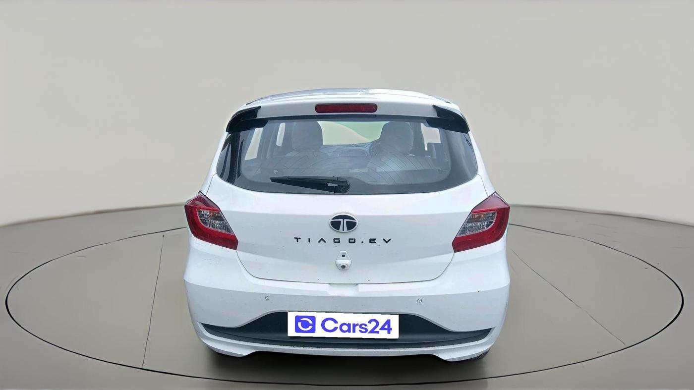 2024 Tata TIAGO EV XZ PLUS TECH LUX LONG RANGE FAST CHARGER, Electric, Automatic, 38,519 km, exterior