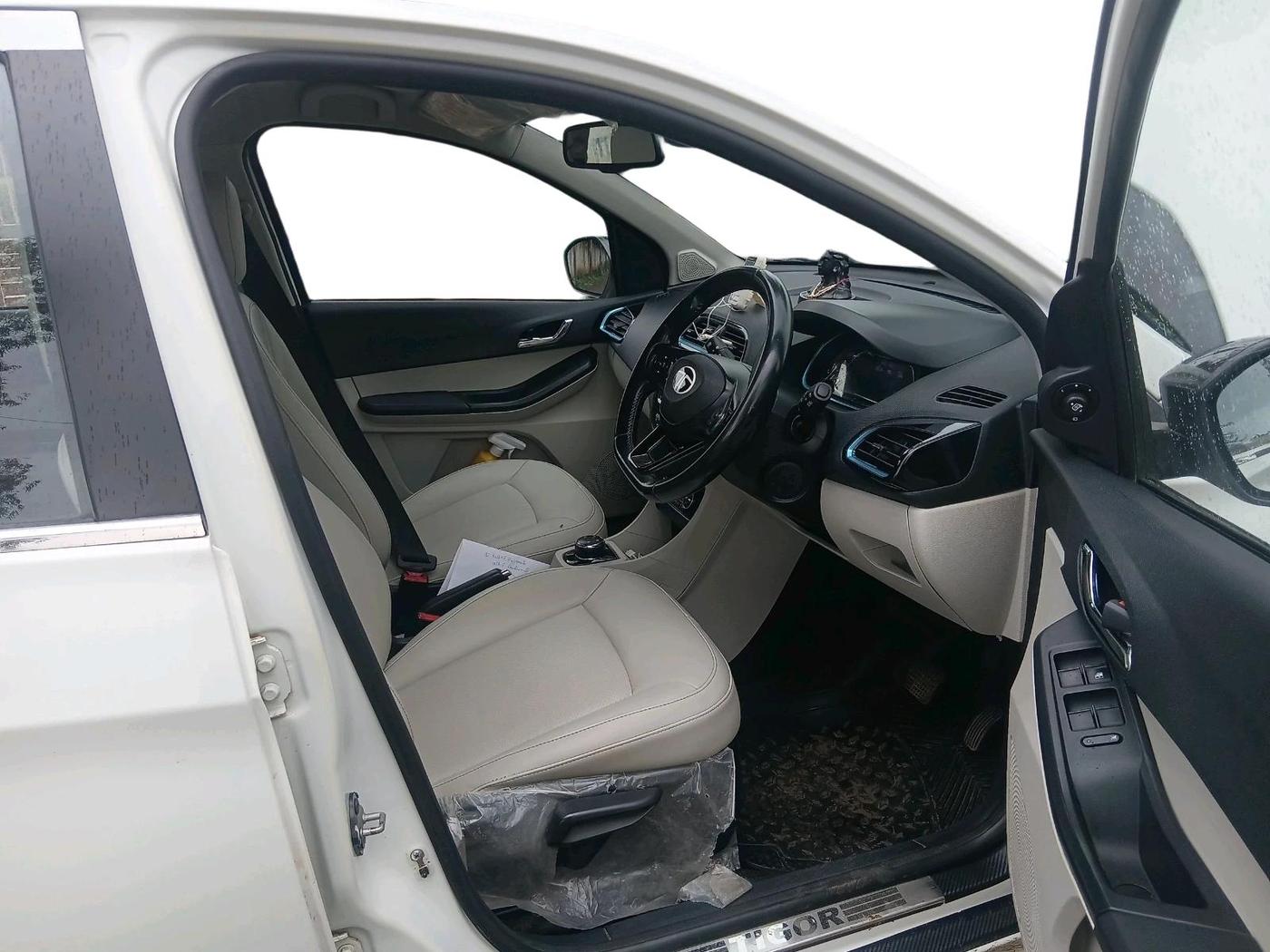2024 Tata TIAGO EV XZ PLUS TECH LUX LONG RANGE FAST CHARGER, Electric, Automatic, 38,519 km, interior