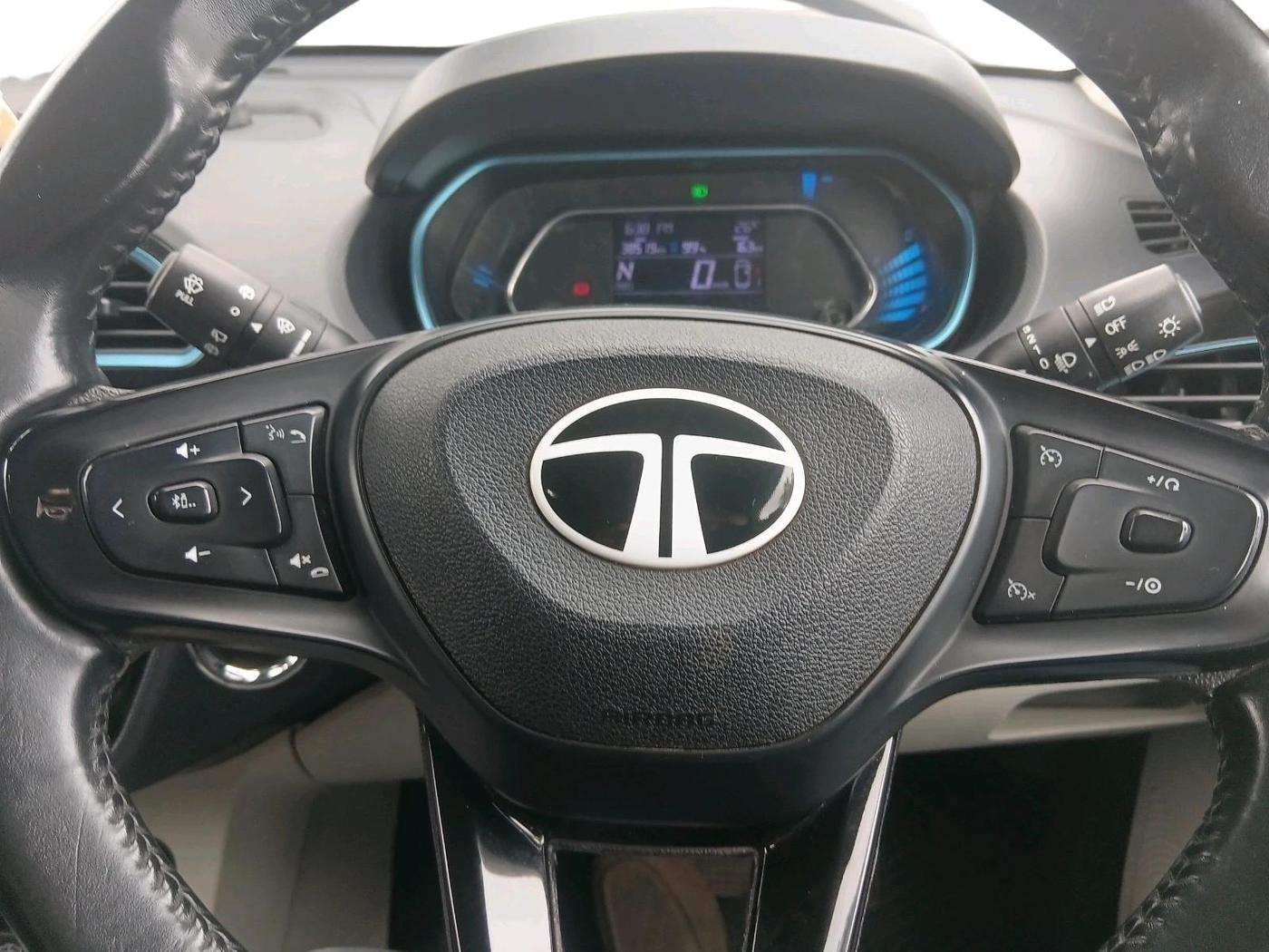 2024 Tata TIAGO EV XZ PLUS TECH LUX LONG RANGE FAST CHARGER, Electric, Automatic, 38,519 km, interior