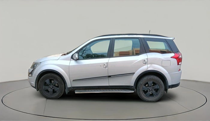 2020 Mahindra XUV500 W7, Diesel, Manual, 68,007 km, exterior