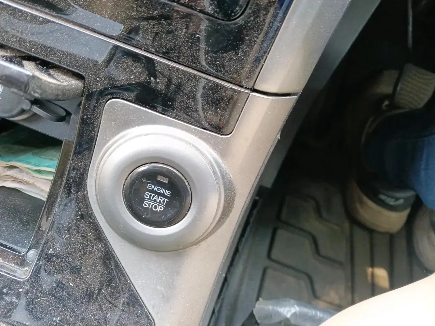2020 Mahindra XUV500 W7, Diesel, Manual, 68,007 km, interior