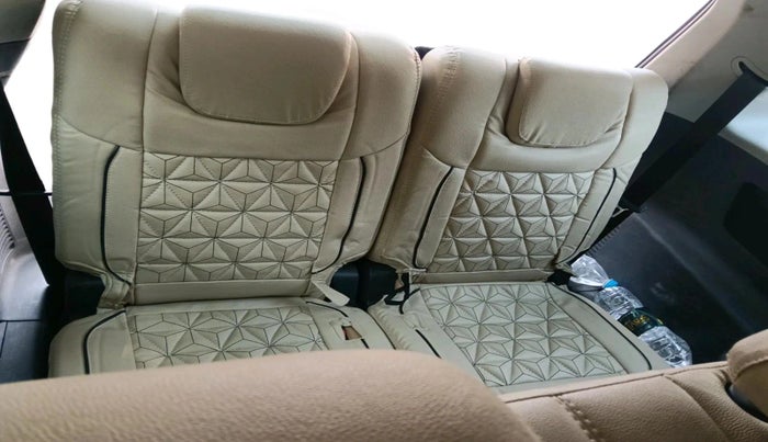 2020 Mahindra XUV500 W7, Diesel, Manual, 68,007 km, interior