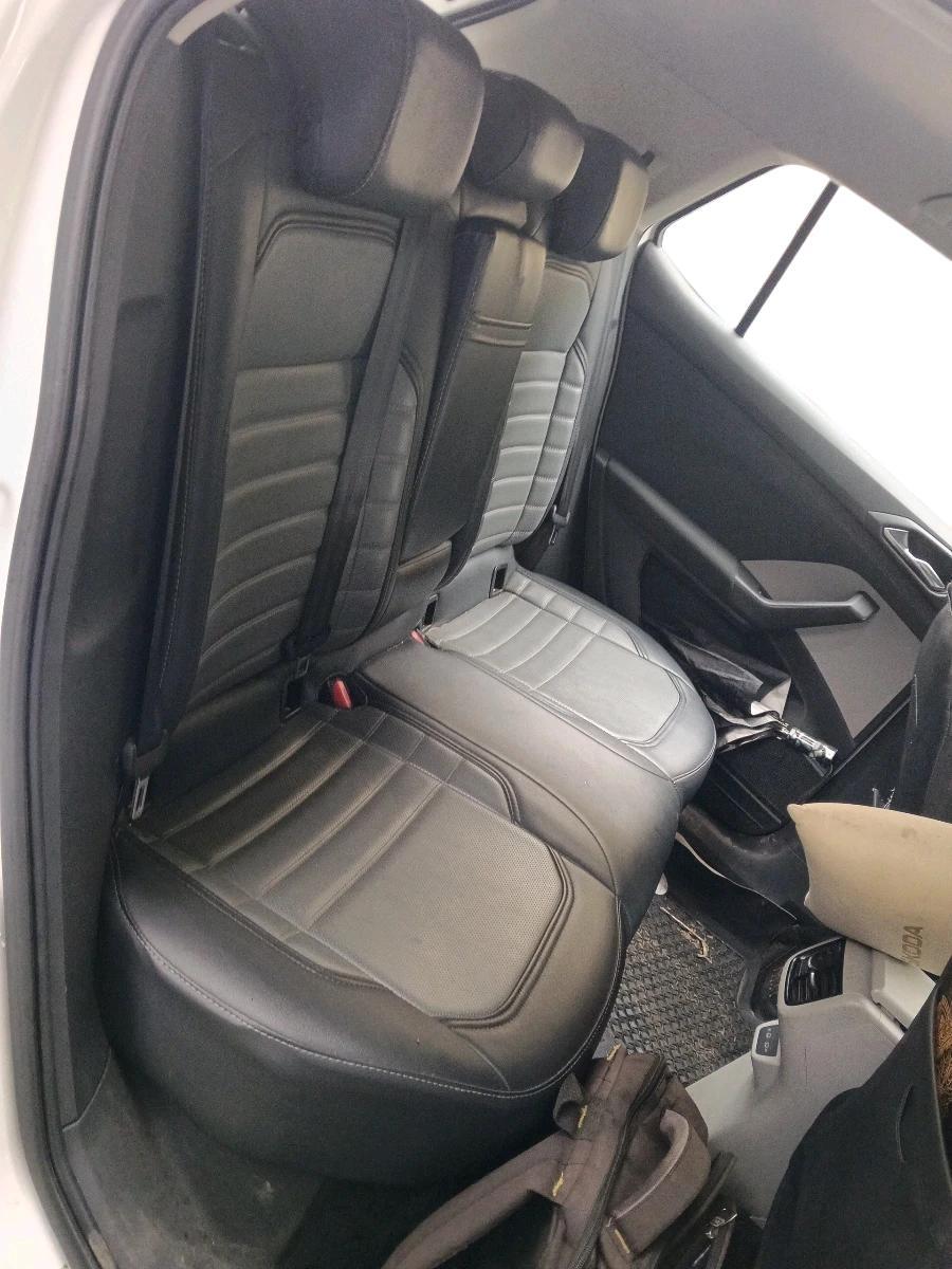2024 Skoda KUSHAQ AMBITION 1.0L TSI AT, Petrol, Automatic, 24,163 km, interior
