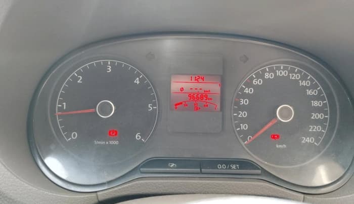 2013 Volkswagen Vento HIGHLINE DIESEL 1.6, Diesel, Manual, 96,689 km, interior