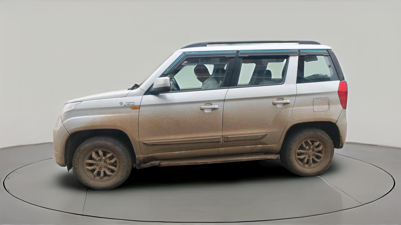 2016 Mahindra TUV300 T8, Diesel, Manual, 2,85,670 km, exterior