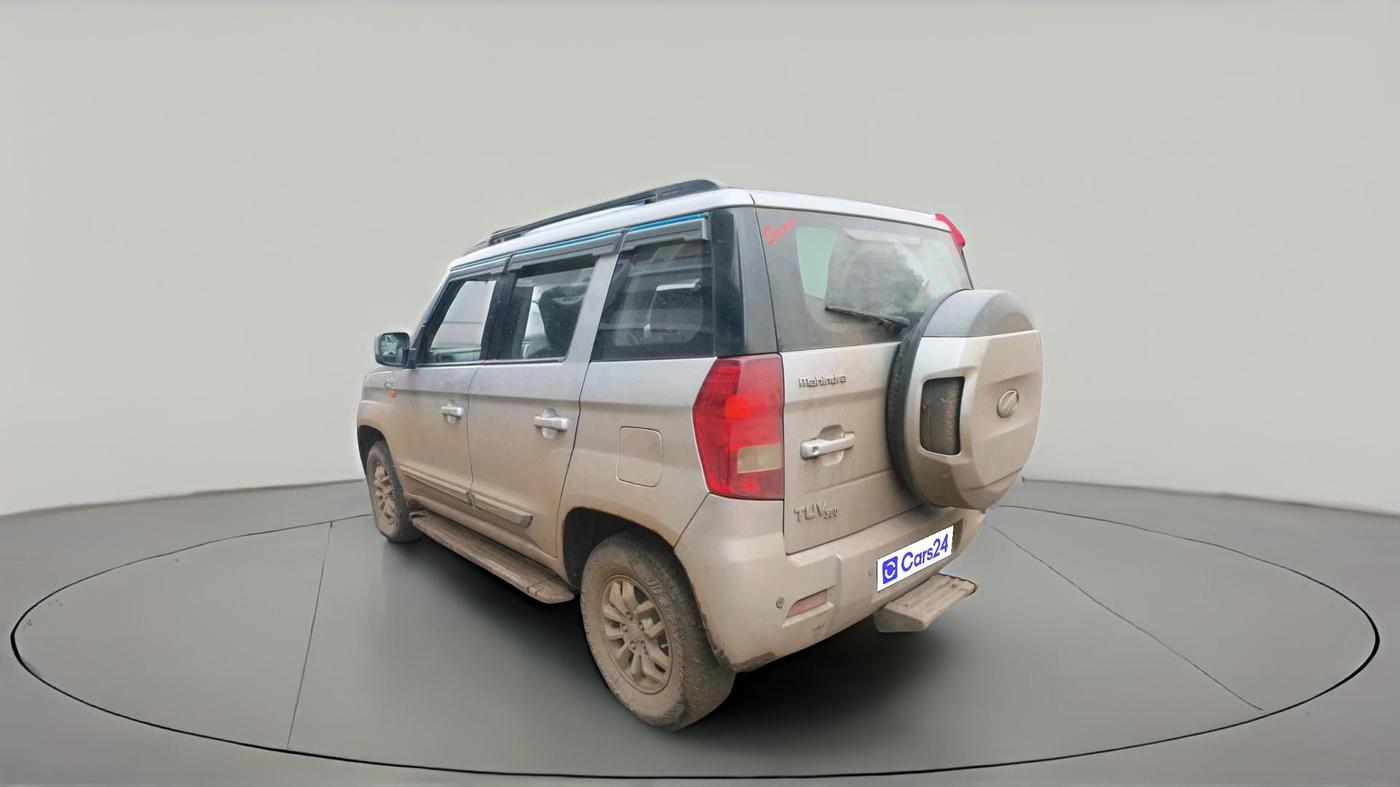 2016 Mahindra TUV300 T8, Diesel, Manual, 2,85,670 km, exterior