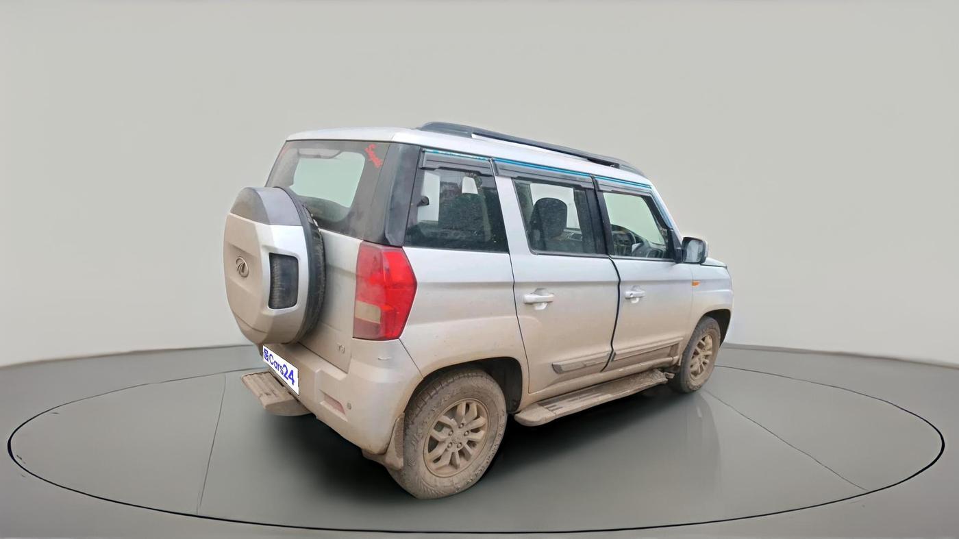 2016 Mahindra TUV300 T8, Diesel, Manual, 2,85,670 km, exterior