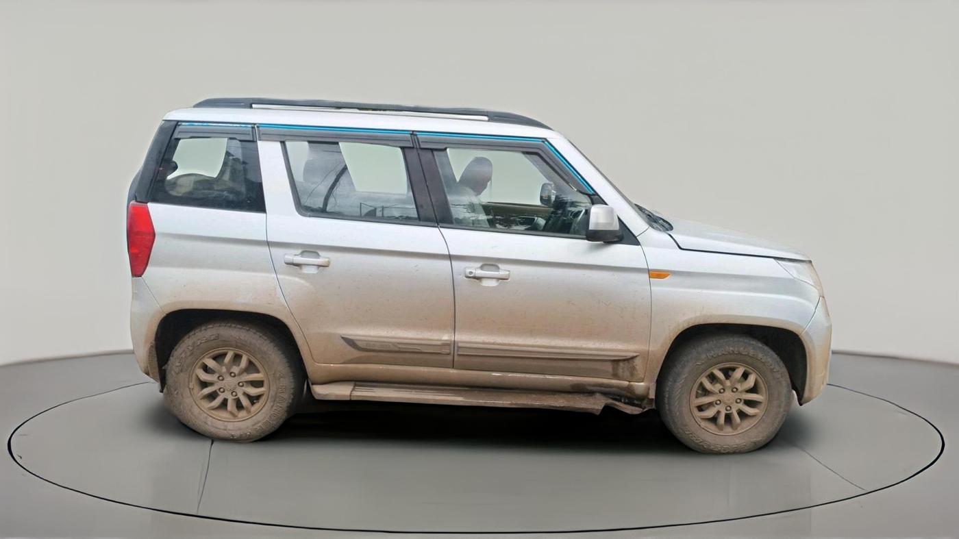 2016 Mahindra TUV300 T8, Diesel, Manual, 2,85,670 km, exterior