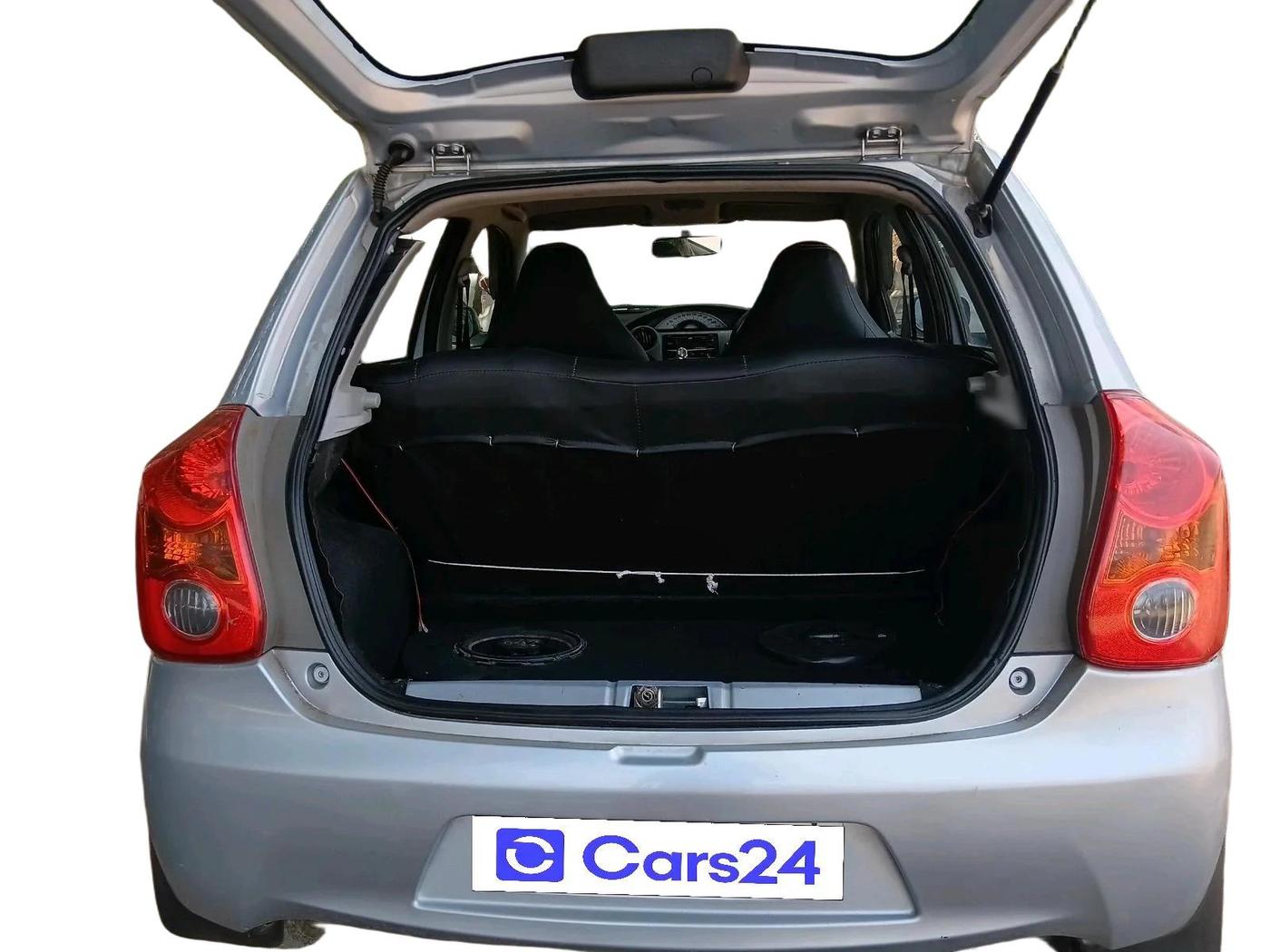 2012 Toyota Etios Liva G, Petrol, Manual, 69,550 km, exterior