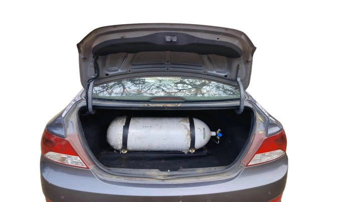 2014 Hyundai Verna FLUIDIC 1.4 VTVT CX, CNG, Manual, 92,698 km, exterior