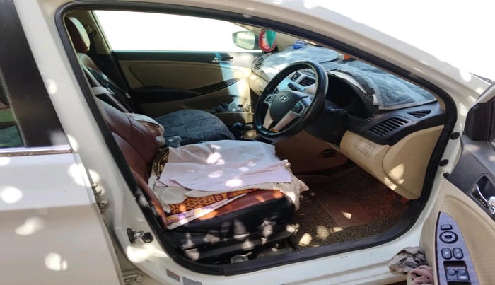 2012 Hyundai Verna FLUIDIC 1.6 CRDI SX, Diesel, Manual, 1,13,735 km, interior