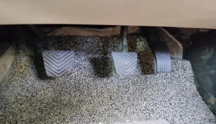 2012 Hyundai Verna FLUIDIC 1.6 CRDI SX, Diesel, Manual, 1,13,735 km, interior