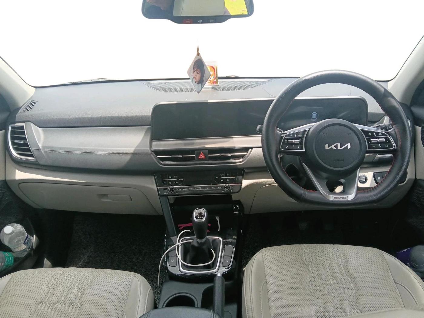 2023 KIA SELTOS  HTX 1.5 PETROL MT, Petrol, Manual, 33,006 km, interior