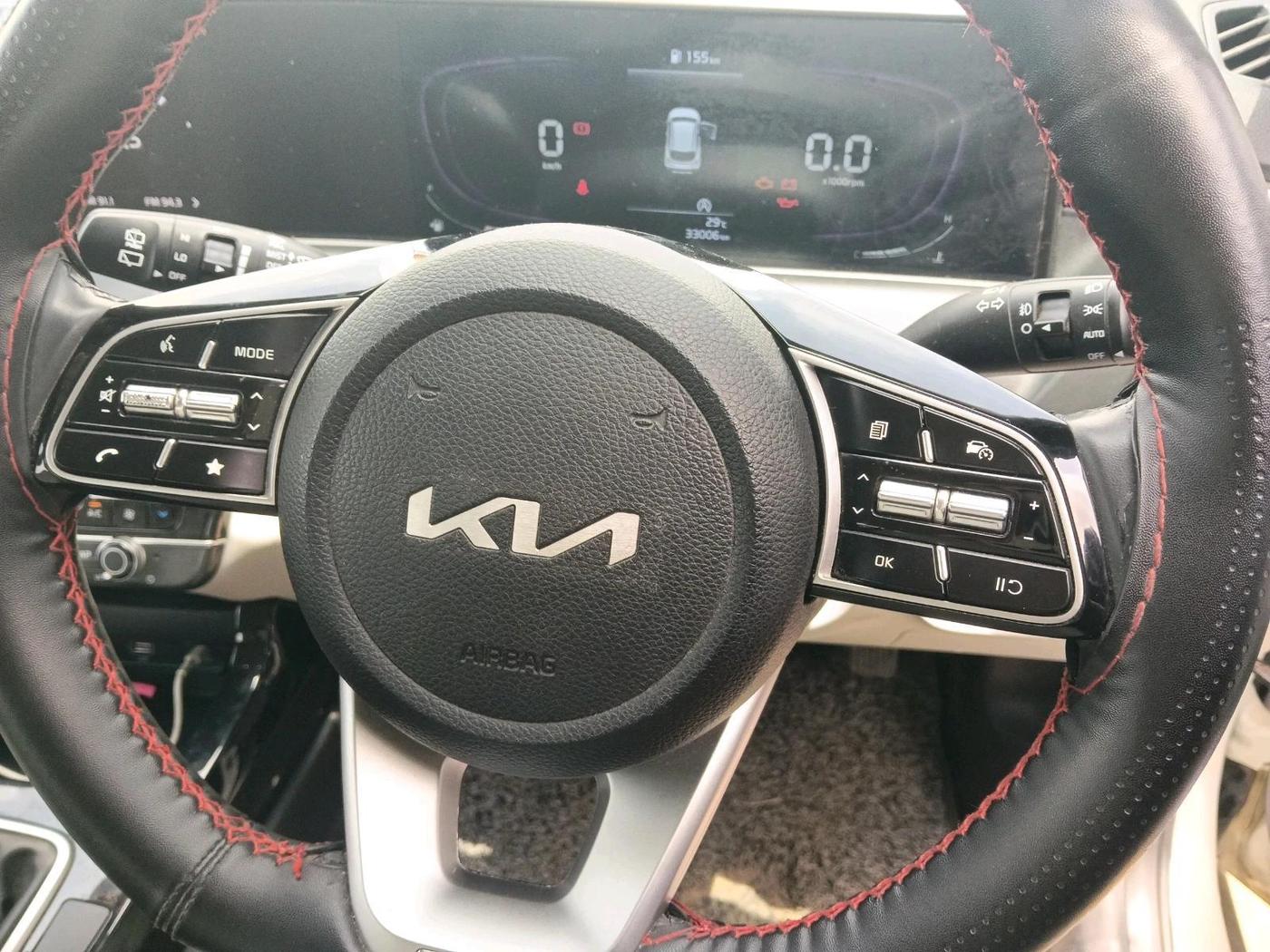2023 KIA SELTOS  HTX 1.5 PETROL MT, Petrol, Manual, 33,006 km, interior