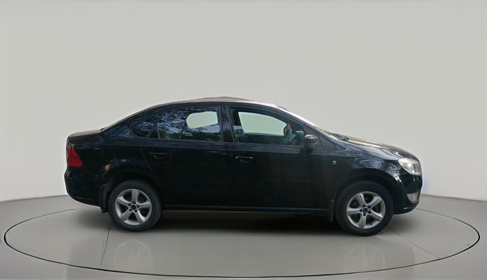 2015 Skoda Rapid AMBITION 1.6 MPI MT, Petrol, Manual, 45,658 km, exterior