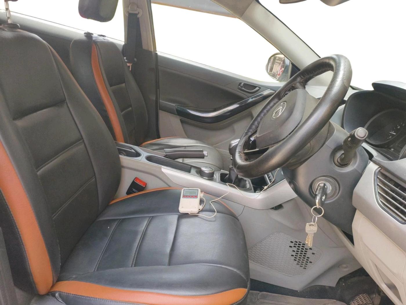 2018 Tata NEXON XM DIESEL, Diesel, Manual, 1,22,472 km, interior