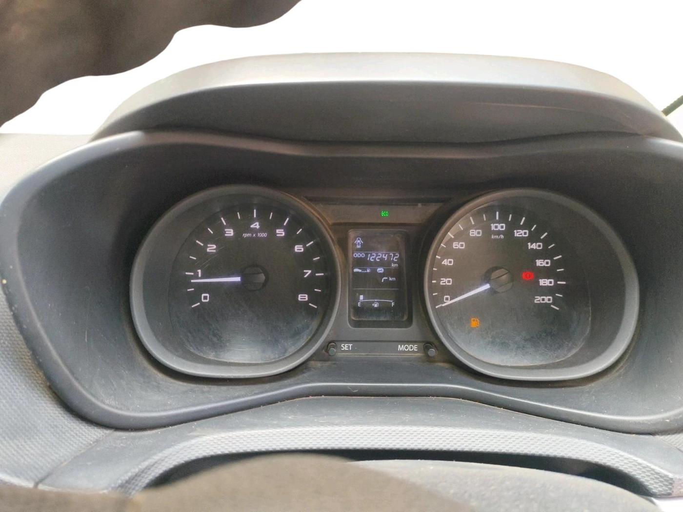 2018 Tata NEXON XM DIESEL, Diesel, Manual, 1,22,472 km, interior