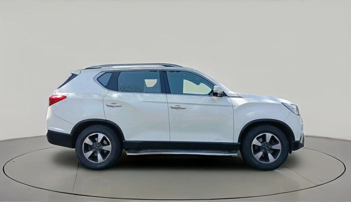 2018 Mahindra ALTURAS G4 4WD AT, Diesel, Automatic, 1,85,382 km, exterior