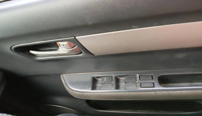 2011 Maruti Swift VDI, Diesel, Manual, 1,95,883 km, interior