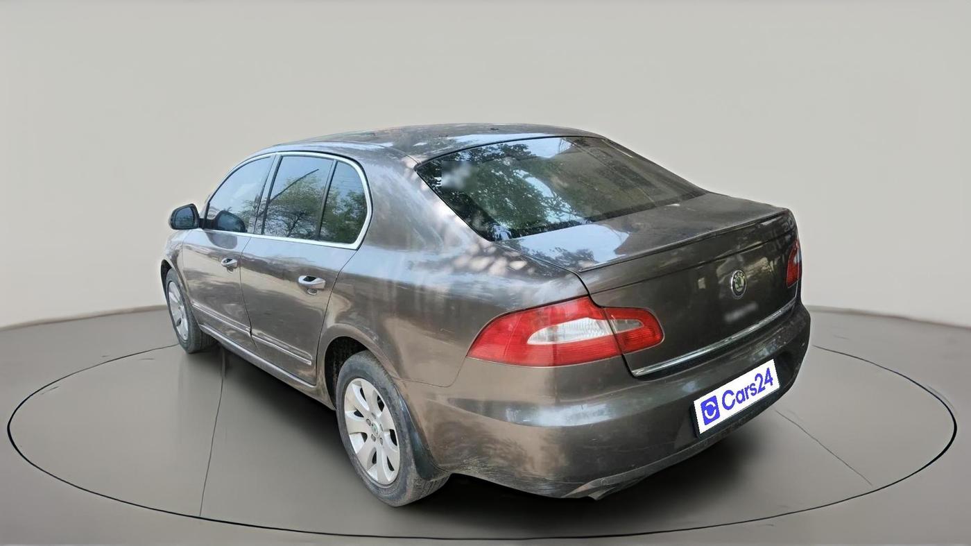 2013 Skoda Superb ELEGANCE 1.8 TSI MT, Petrol, Manual, 68,971 km, exterior