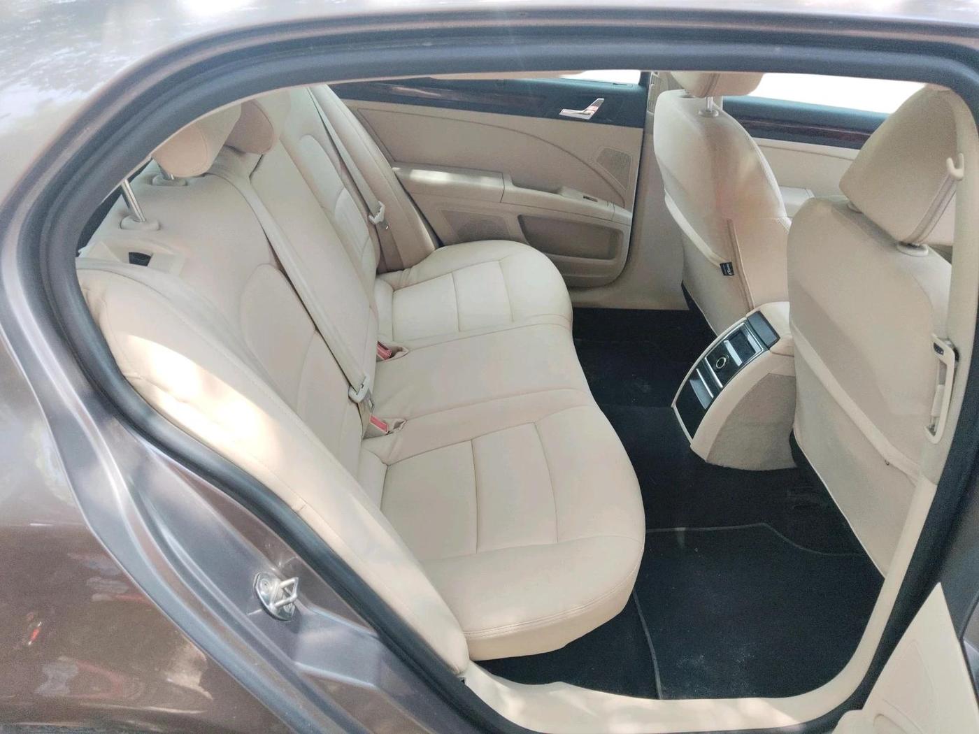 2013 Skoda Superb ELEGANCE 1.8 TSI MT, Petrol, Manual, 68,971 km, interior