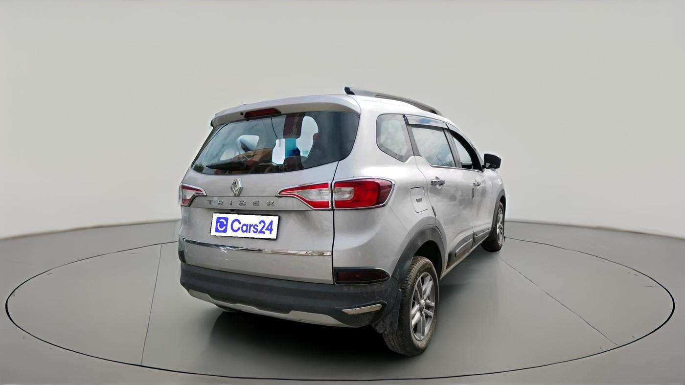 2025 Renault TRIBER RXZ AMT, Petrol, Automatic, 4,196 km, exterior