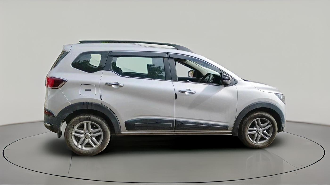 2025 Renault TRIBER RXZ AMT, Petrol, Automatic, 4,196 km, exterior