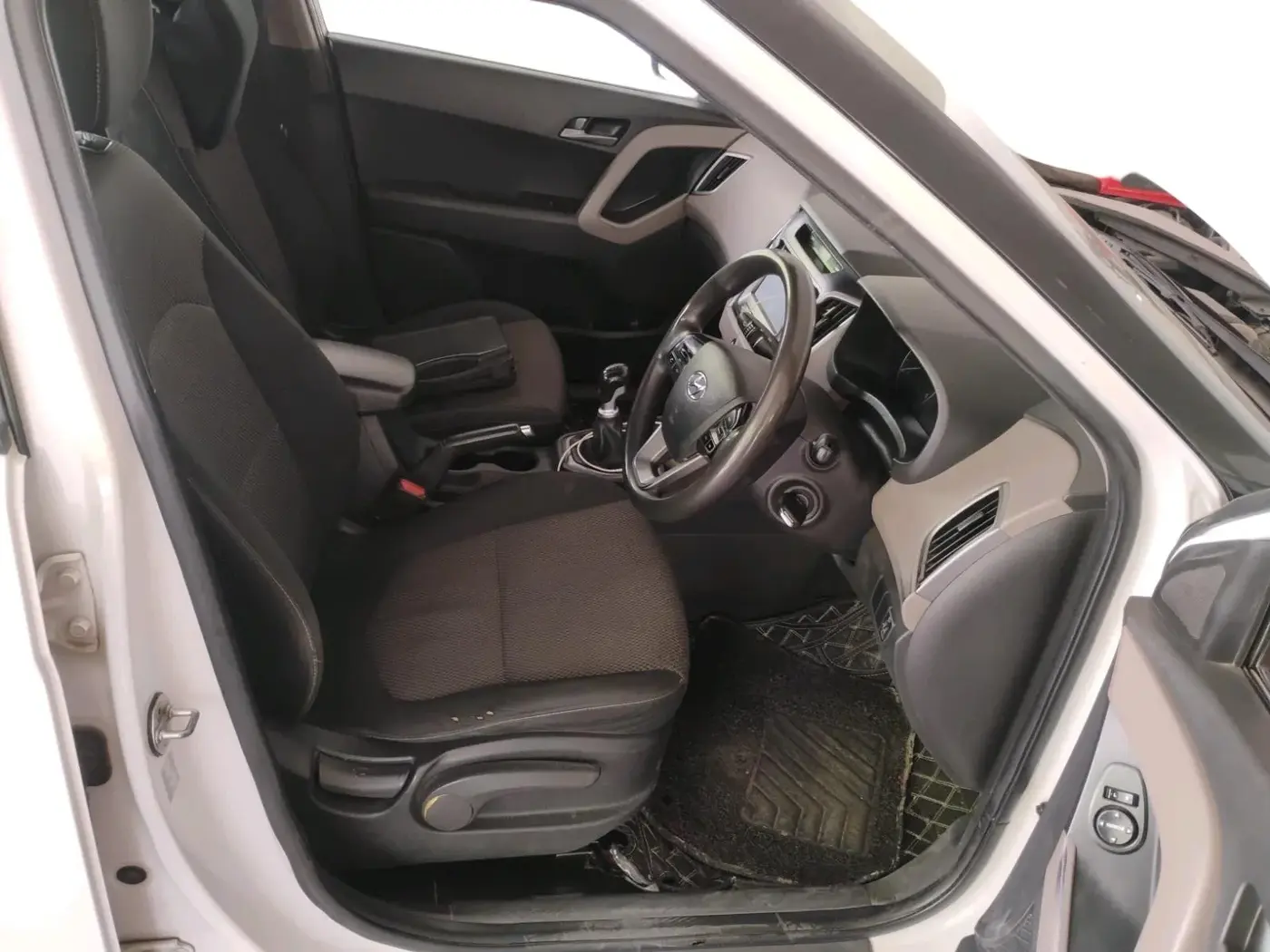 2017 Hyundai Creta S PLUS 1.4 DIESEL, Diesel, Manual, 2,10,710 km, interior