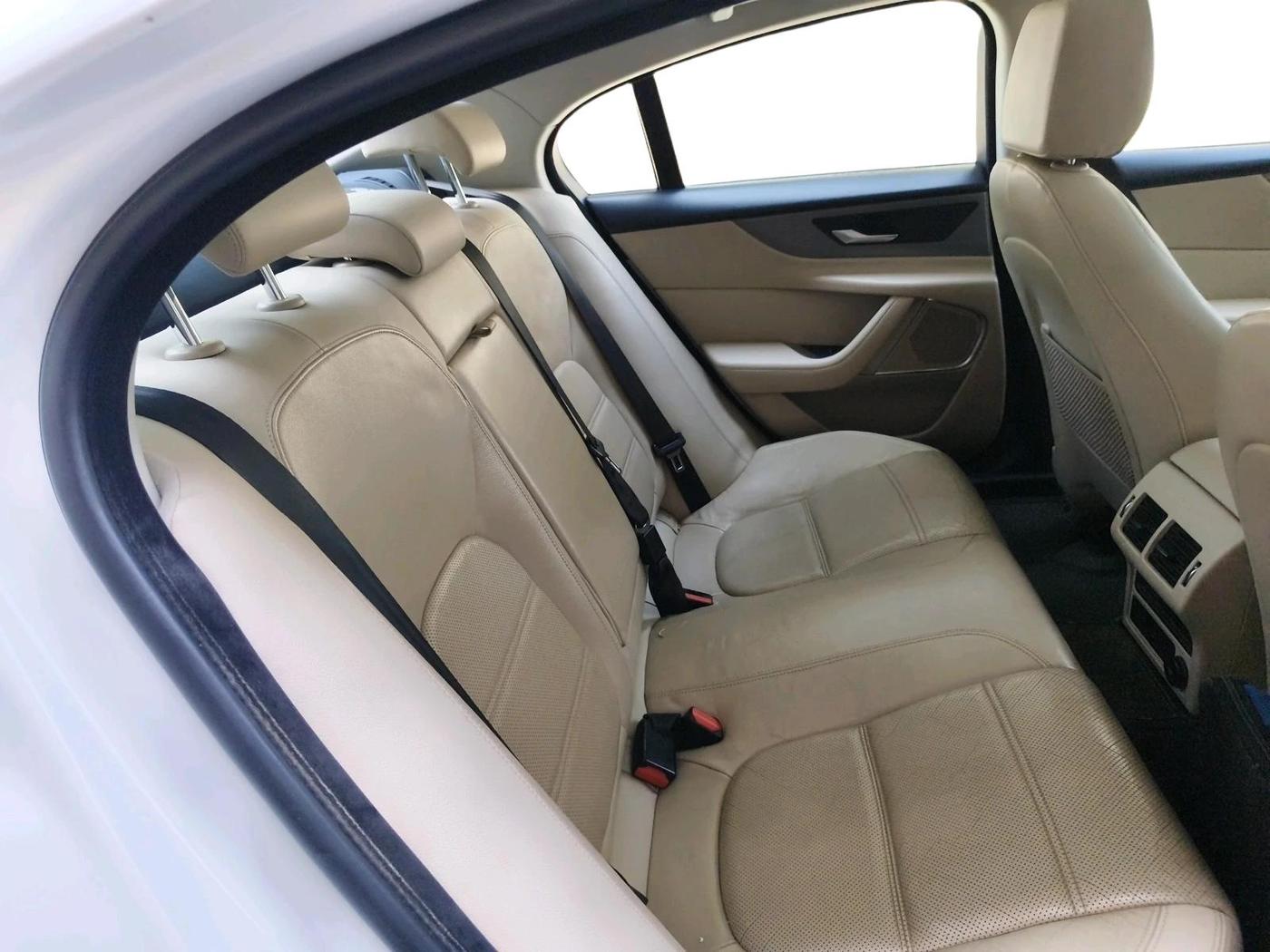 2019 Jaguar XE S 2.0D, Diesel, Automatic, 59,793 km, interior