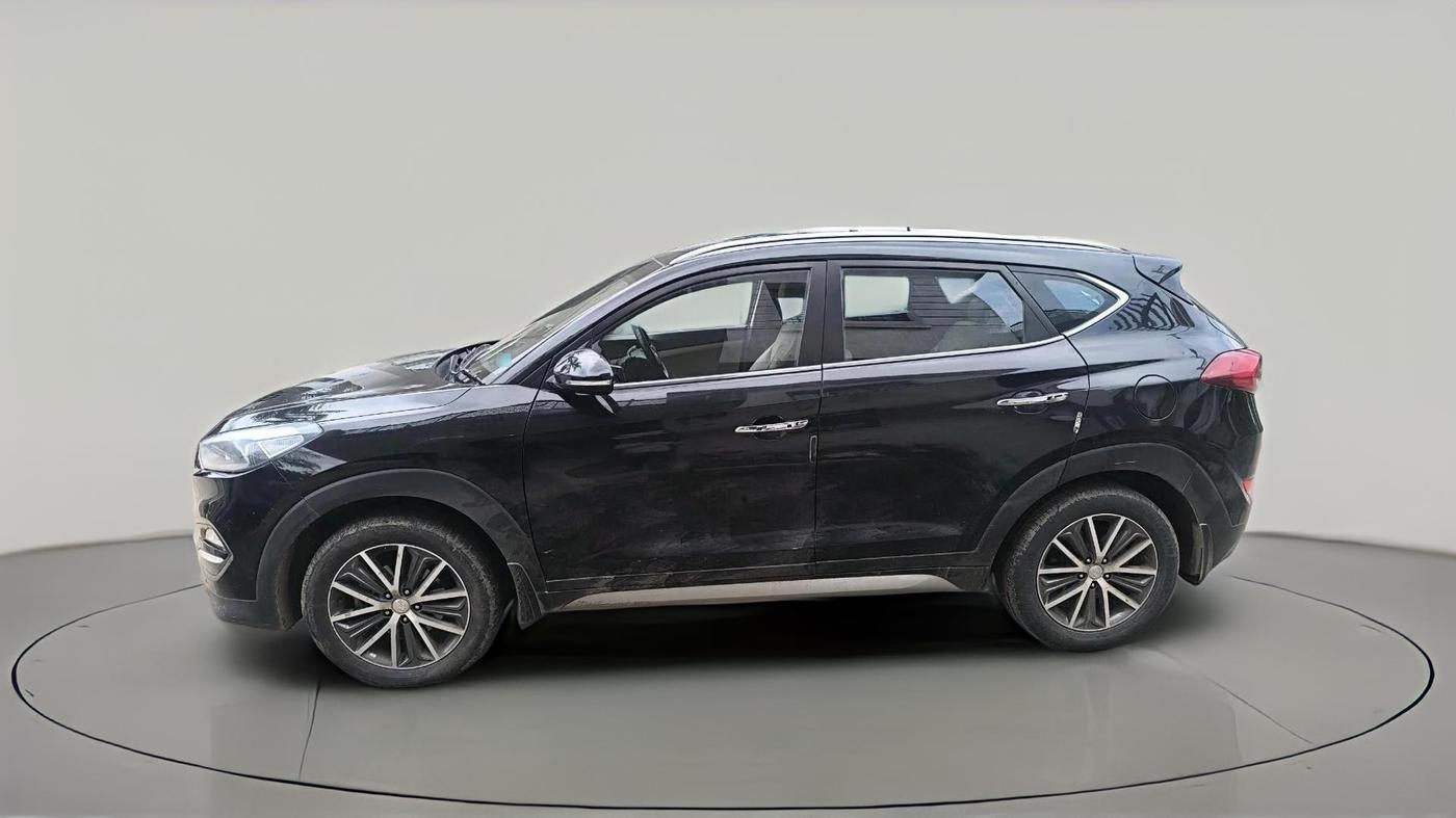 2018 Hyundai Tucson 2WD AT GL DIESEL
, Diesel, Automatic, 1,03,352 km, exterior