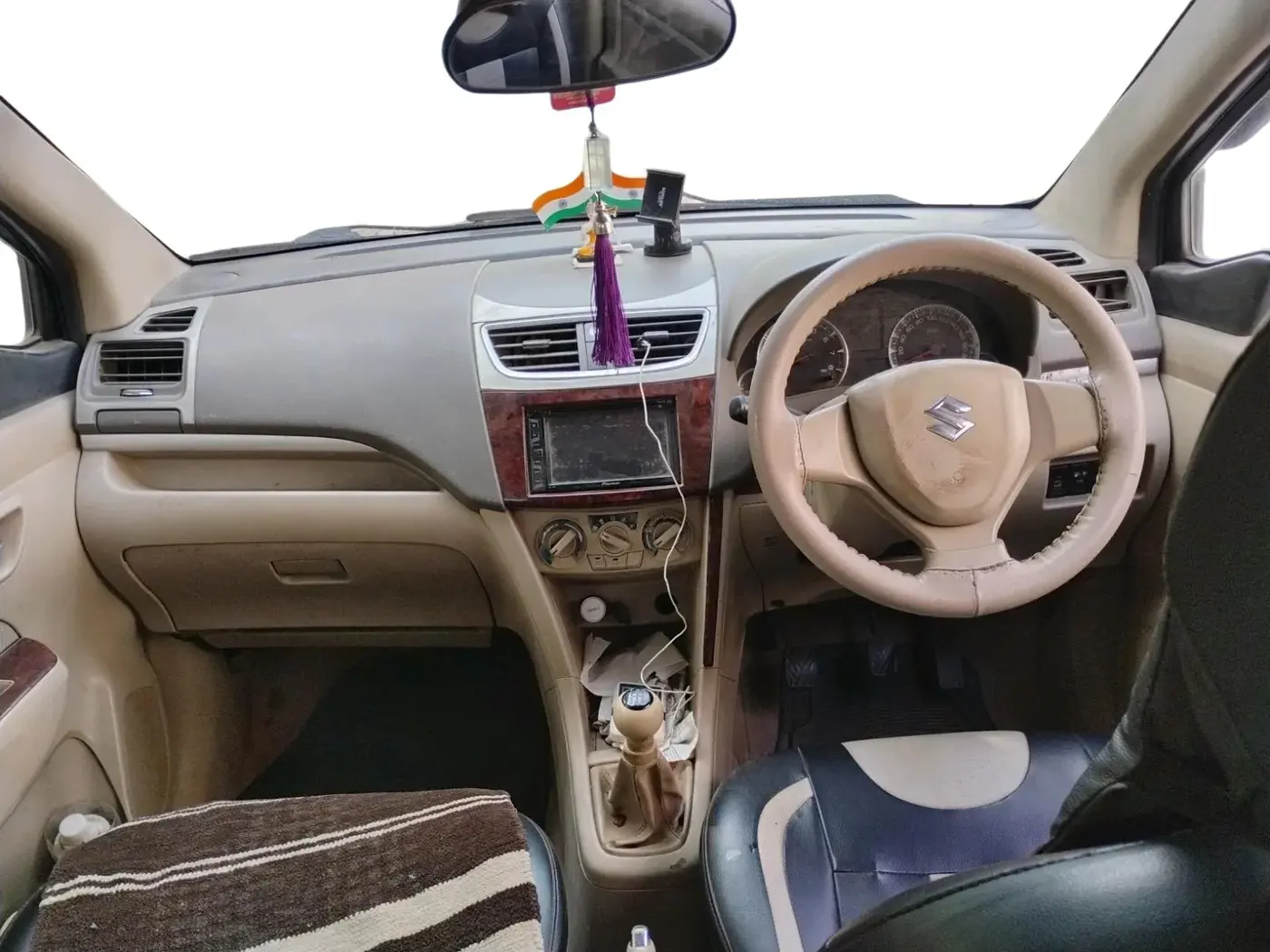 2013 Maruti Ertiga VXI CNG, CNG, Manual, 2,97,396 km, interior