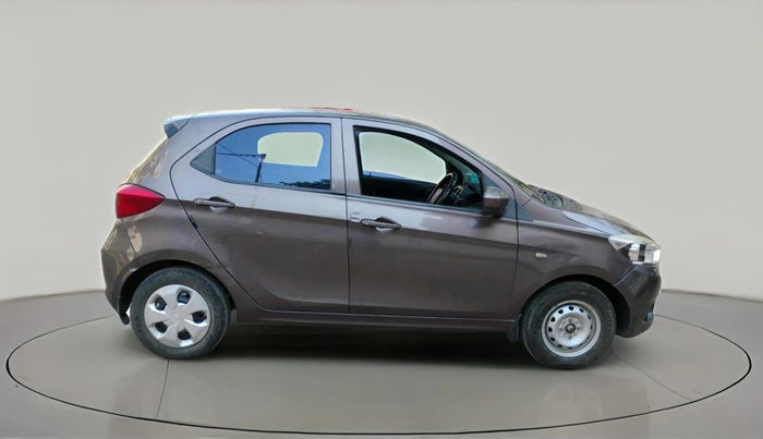 2017 Tata Tiago XT PETROL, Petrol, Manual, 88,017 km, exterior