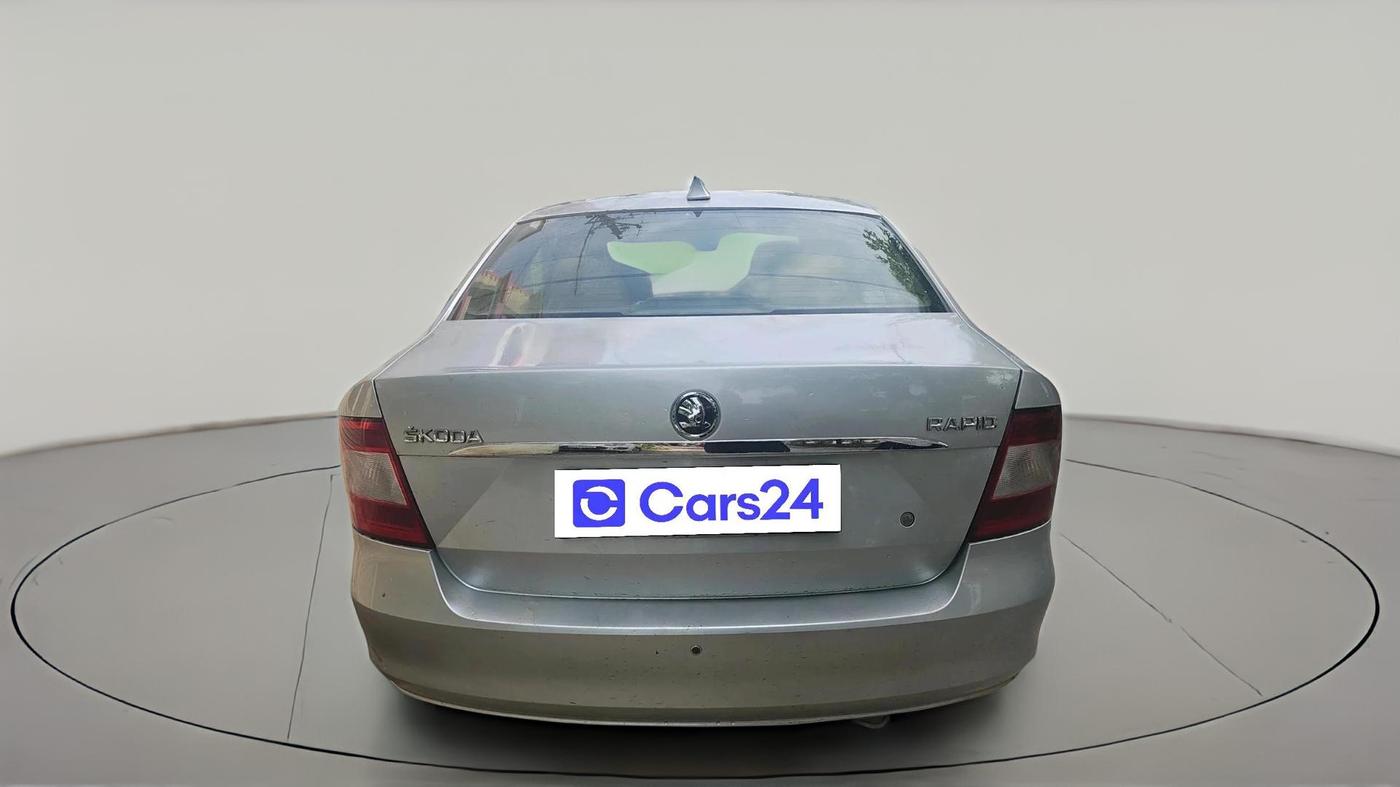 2012 Skoda Rapid AMBITION 1.6 TDI CR MT, Diesel, Manual, 1,93,549 km, exterior