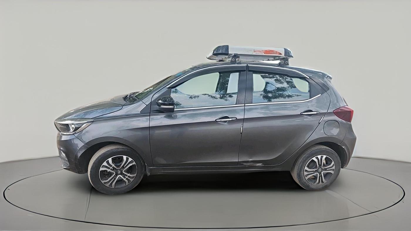 2022 Tata Tiago XZ PLUS CNG, CNG, Manual, 35,399 km, exterior