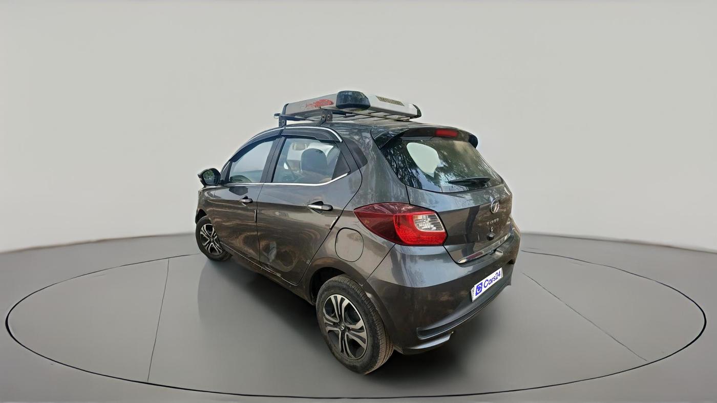 2022 Tata Tiago XZ PLUS CNG, CNG, Manual, 35,399 km, exterior