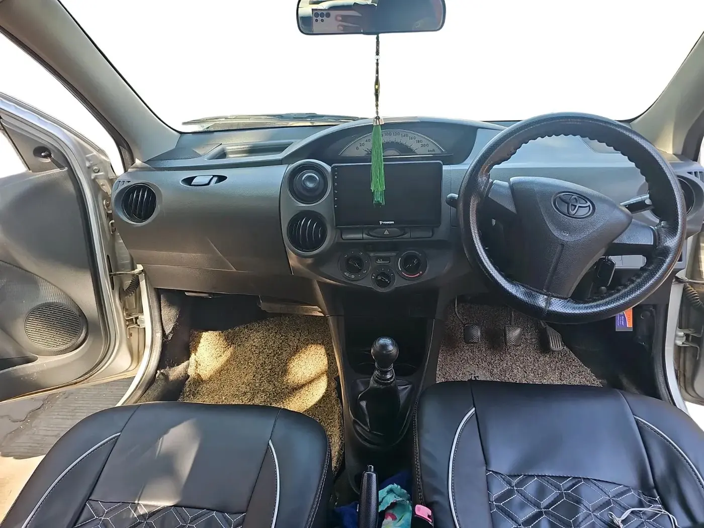 2013 Toyota Etios GD, Diesel, Manual, 1,49,592 km, interior