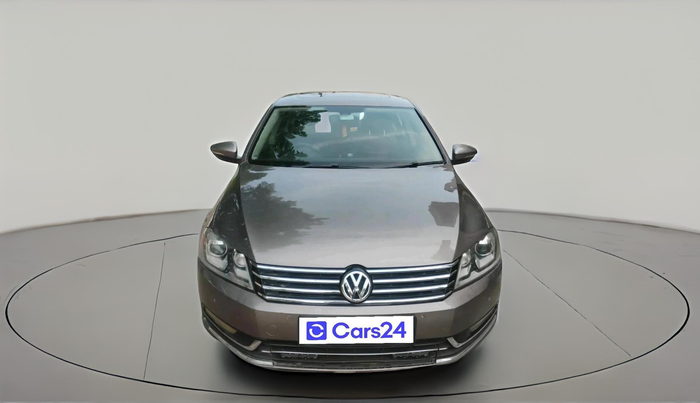 2011 Volkswagen Passat HIGHLINE DSG, Diesel, Automatic, 1,83,886 km, exterior