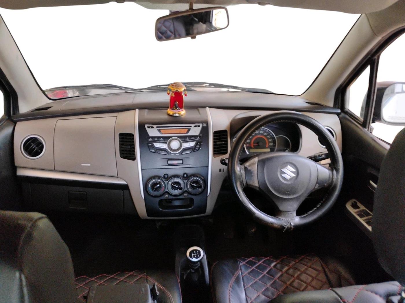 2015 Maruti Wagon R 1.0 VXI, Petrol, Manual, 2,13,920 km, interior